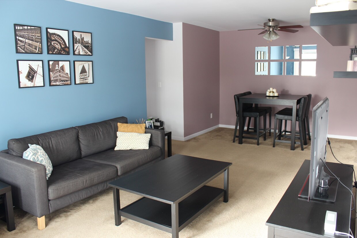 Living Room - 1837 Shirley Ln