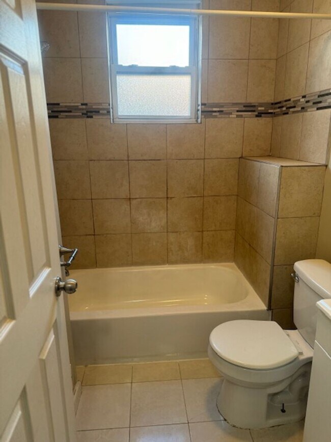 Foto del edificio - Large Home - West Philadelphia