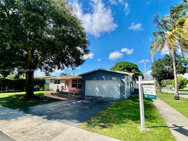 Building Photo - 4801 Washington St