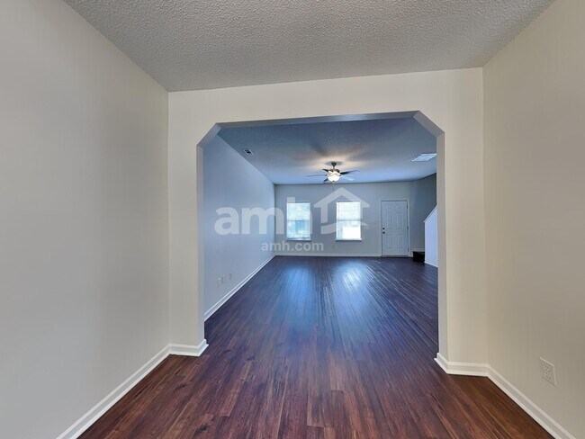 Foto del edificio - 106 Peterborough Dr