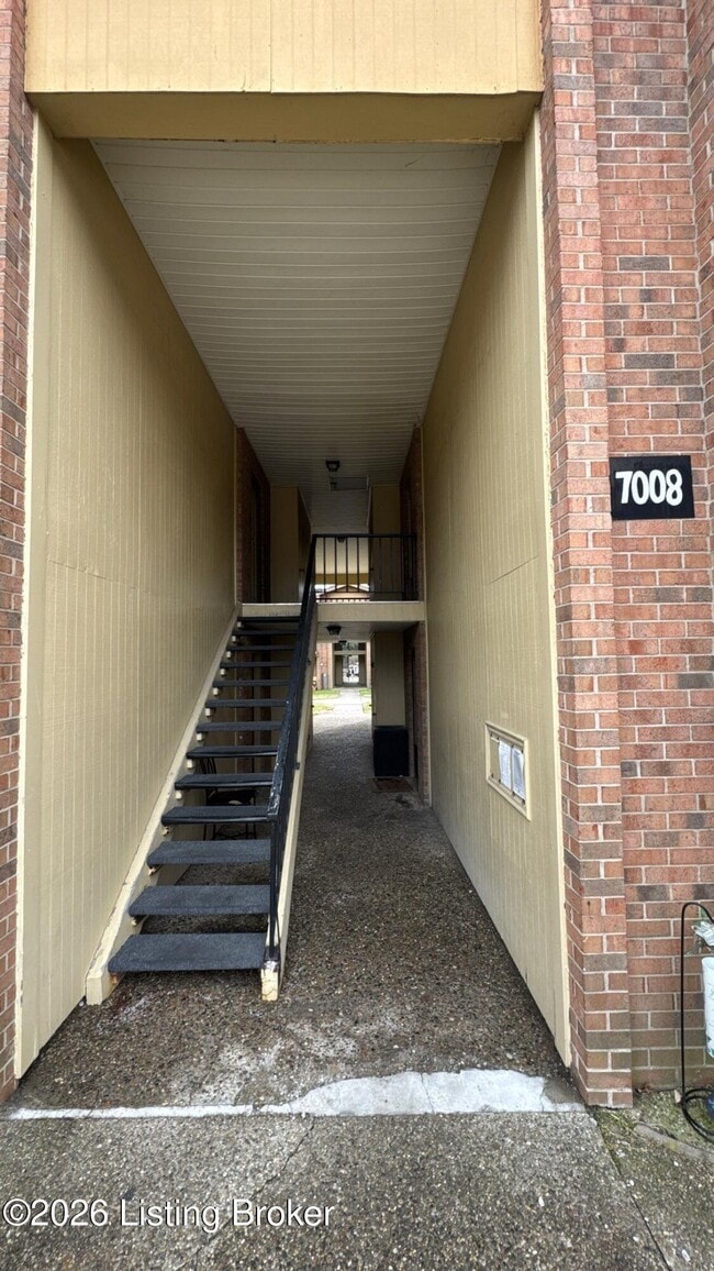 Foto del edificio - 7008 Wildwood Cir