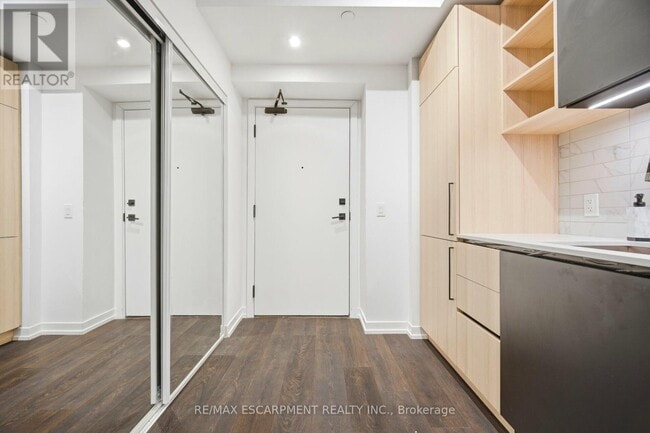 Building Photo - 55 Mercer St