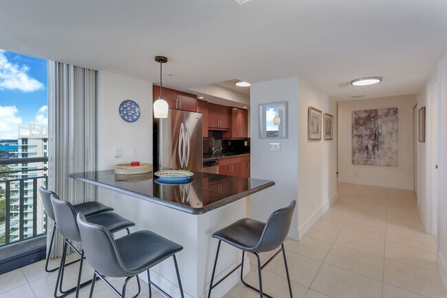 Building Photo - 3000 N Ocean Dr