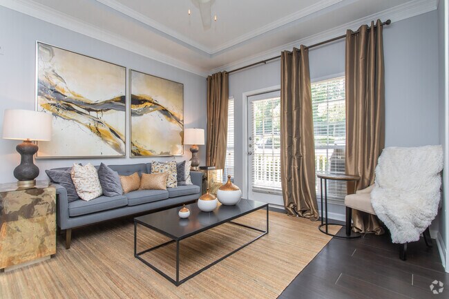 2HAB, 2BA - 1,225 ft² - Oaks at Sugarloaf