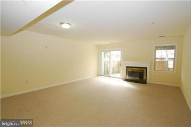 Building Photo - 5871 Rowanberry Dr