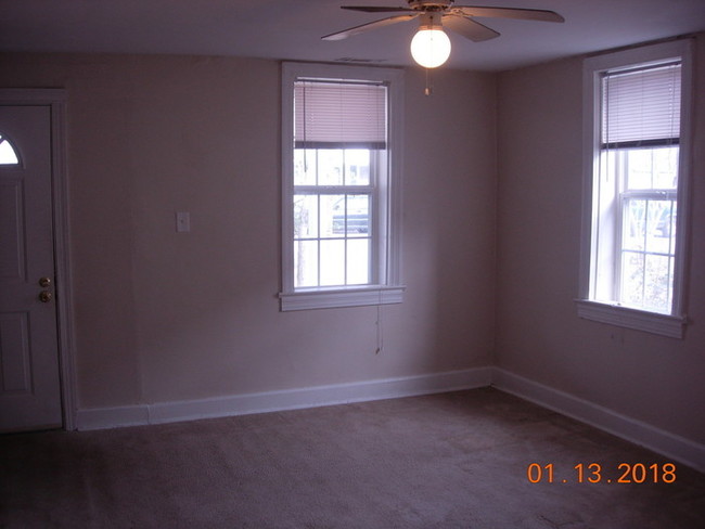 Foto del edificio - 2 Bedroom Duplex near Downtown