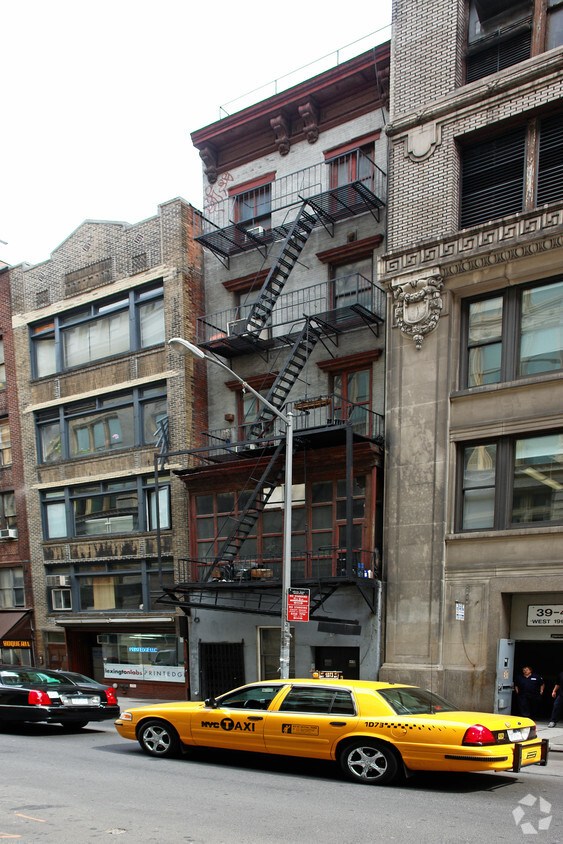 Primary Photo - 49 W 19th St