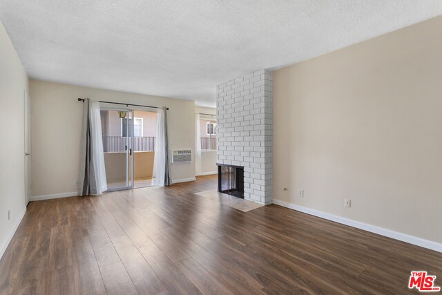 Building Photo - 11947 Kiowa Ave