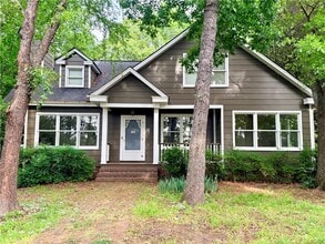 Building Photo - 107 Stardust Ln