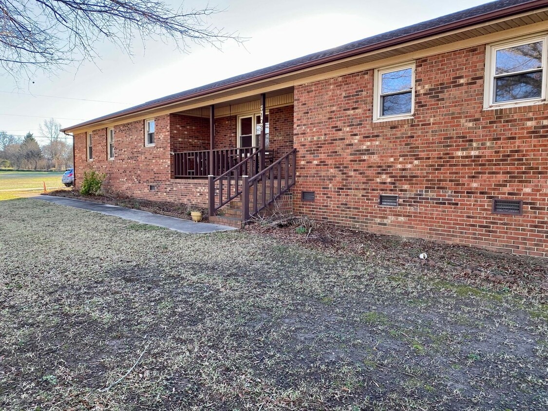 Primary Photo - Brick Ranch Home