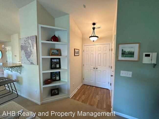 Foto del edificio - 2 br, 2 bath House - 3471-3C Forestdale Dr