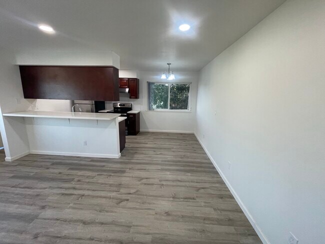 Building Photo - 18241 Via Calma