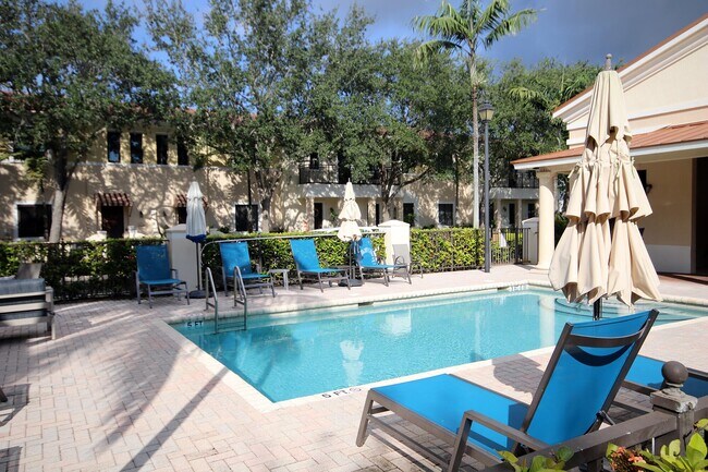 Foto del edificio - 2511 Venetian Ct