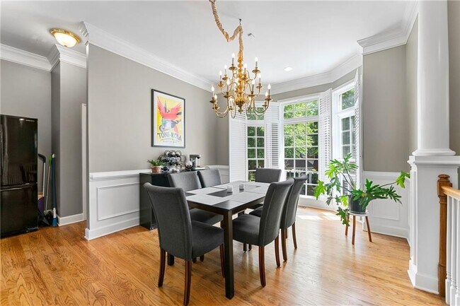 Foto del edificio - 1446 Wembley Ct NE