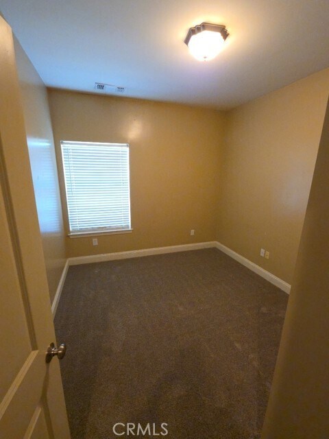 Foto del edificio - 10401 Point Lakeview Rd
