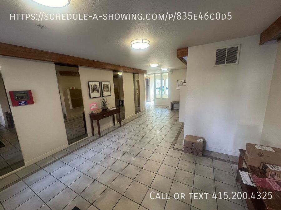 Primary Photo - Bright & Modern 2 Bed, 2.5 Bath Condo in O...