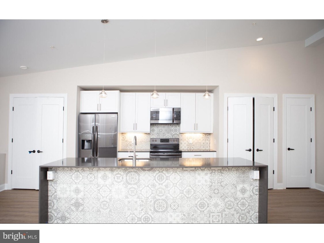 216 W 9th St Unit 201, Wilmington, DE 19801 Apartment for Rent in