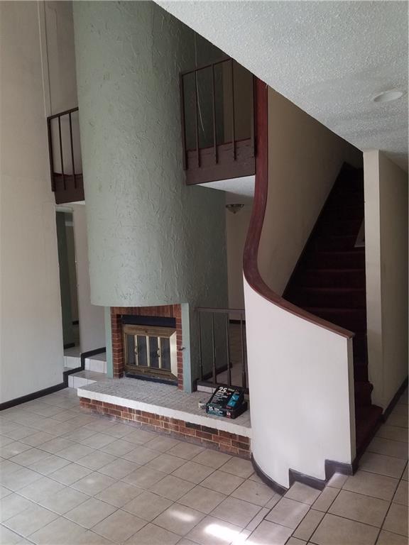 Building Photo - 8901 Newport Ln