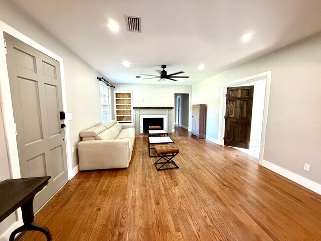 Foto del edificio - 1760 Mayview Rd