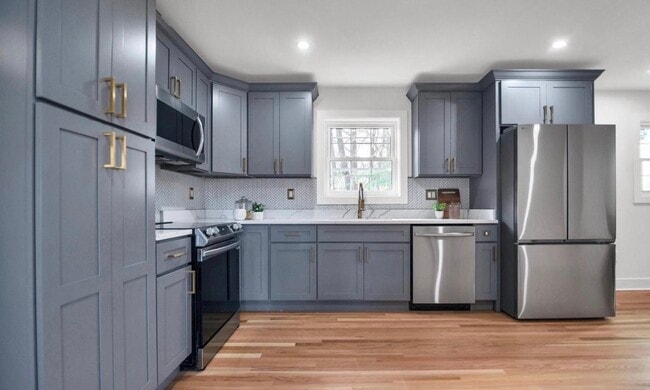 Building Photo - 9535 Fort Foote Rd