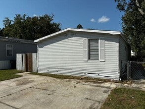 Building Photo - 7621 Sunwood Dr