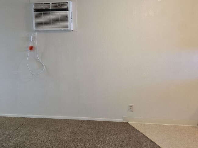 Foto del edificio - 2049 SW 6th Ave
