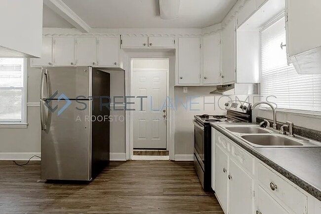 Foto del edificio - 209 Peachtree Cir