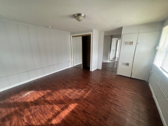 Building Photo - 9030 Midland Blvd