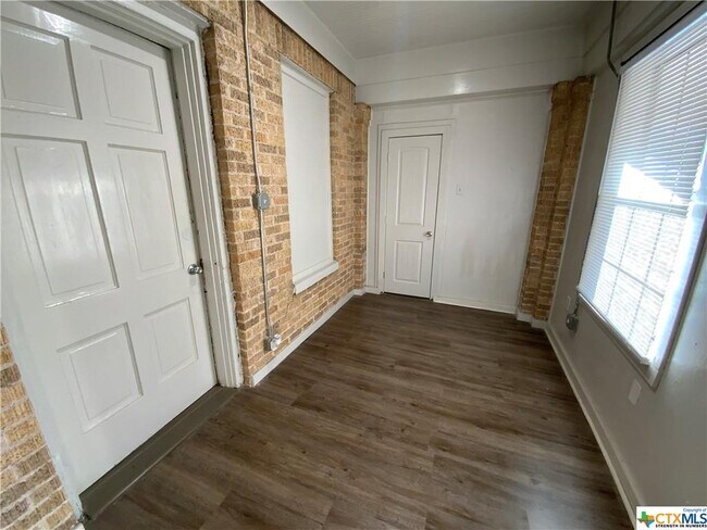 Foto del edificio - 707 N 3rd St