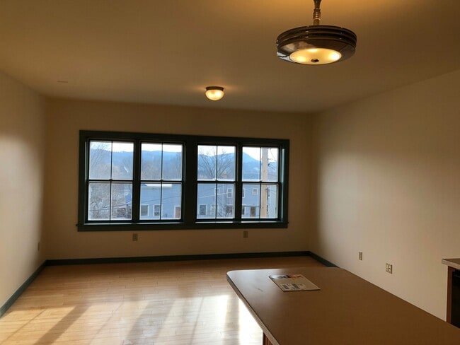 Building Photo - White Sulphur, LLC 165