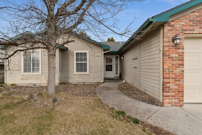 Foto del edificio - 13402 W Persimmon St