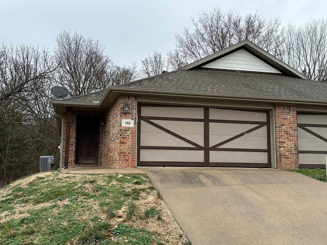 Foto principal - 165 S Pinyon Pt