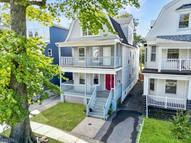Primary Photo - 237 S Clinton St