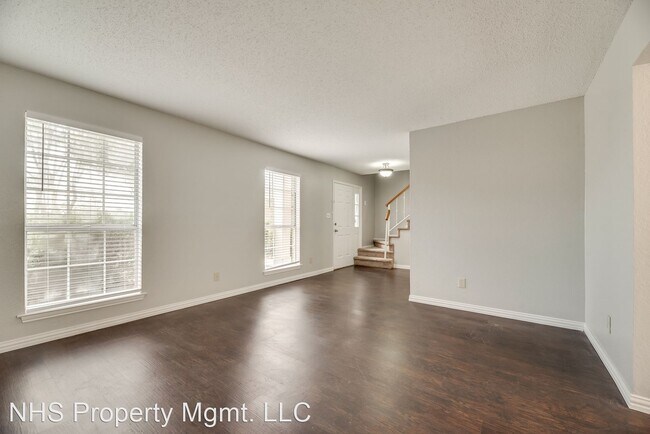 Building Photo - 4 br, 2.5 bath House - 4128 Hathaway