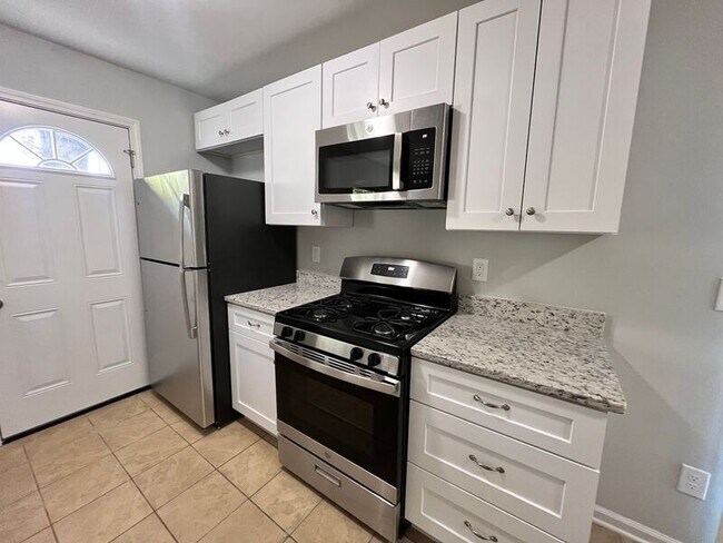 Building Photo - 4632 Captain Jack Cir