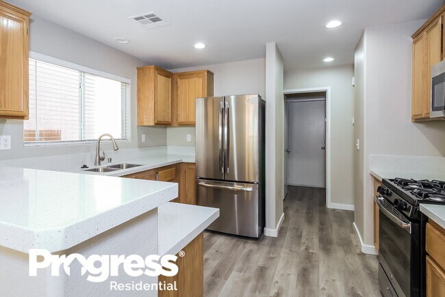 Foto del edificio - 6249 Capehart Falls St