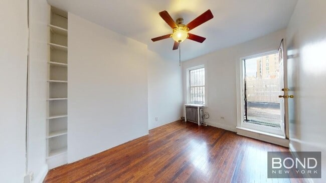 Building Photo - 303 W 106th St
