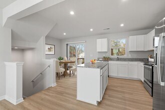 Building Photo - 109 Brooklane Ct