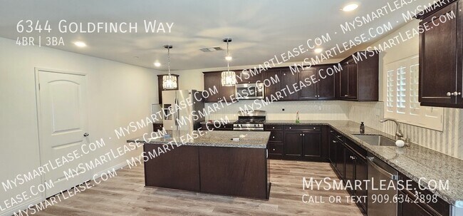 Foto del edificio - 6344 Gold Finch Way