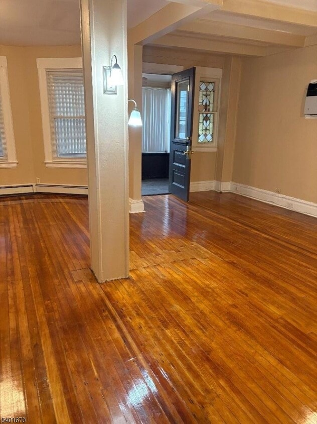 Building Photo - 69 St Paul Ave