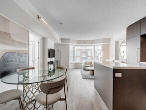 Building Photo - 55 Avenue Rd