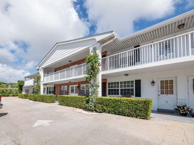 Foto del edificio - 143 Yacht Club Dr