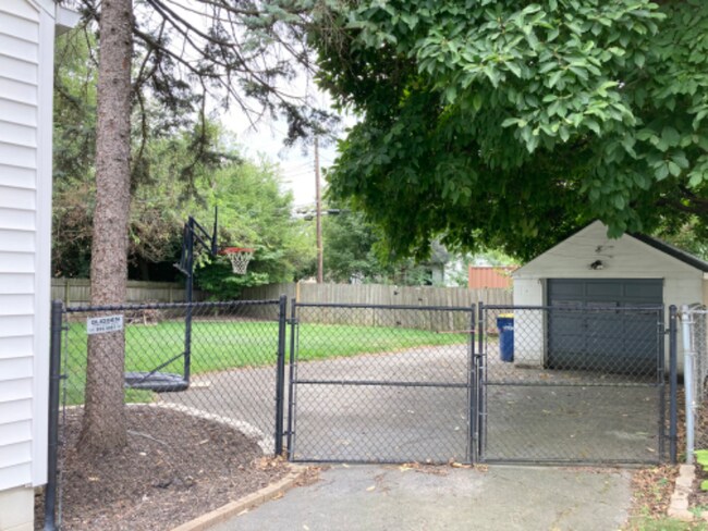 Foto del edificio - 2525 Northview Ave