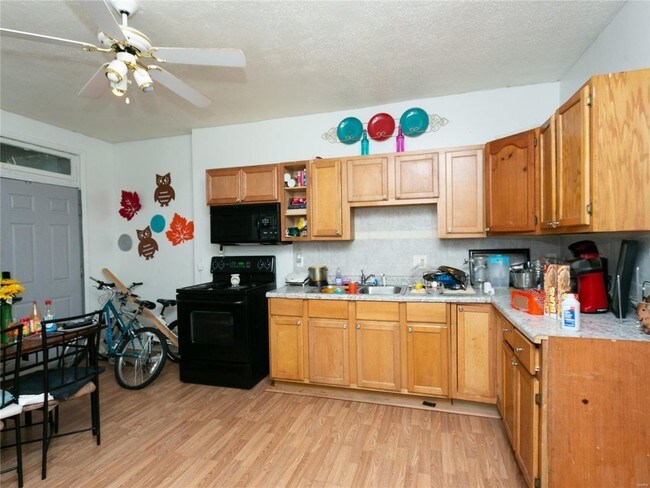 Foto del edificio - 2843 Miami St