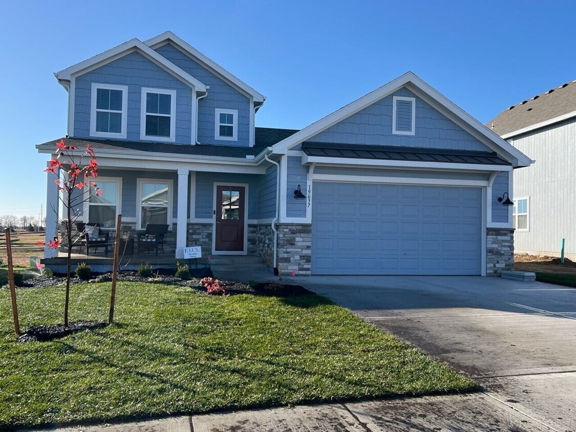 Primary Photo - Luxury 3 bedroom, 3 bathroom