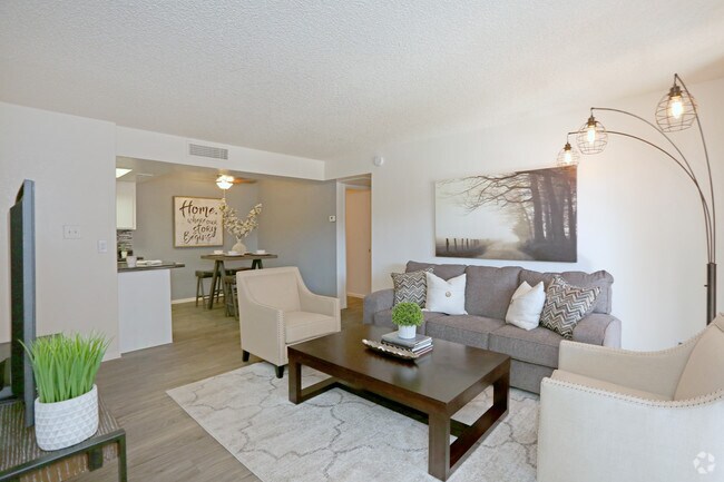 2HAB, 2BA - 1,100 ft² - Avenue 8