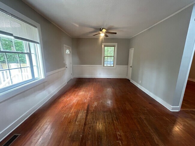 Foto del edificio - Historic Cayce/West Columbia Affordable  Duplex
