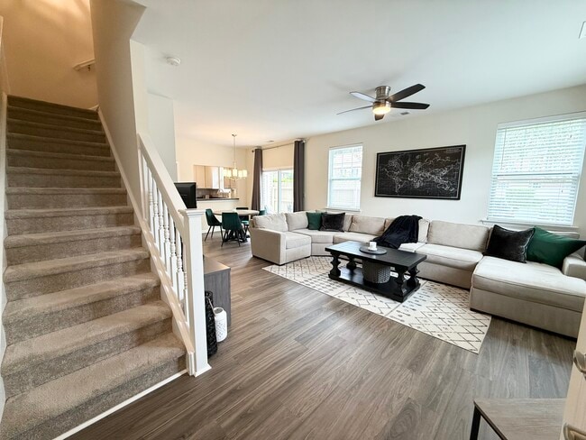 Building Photo - 410 Oakstone Trail