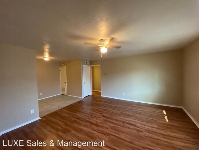 Building Photo - 1 br, 1 bath House - 6026 NW Expressway Un...