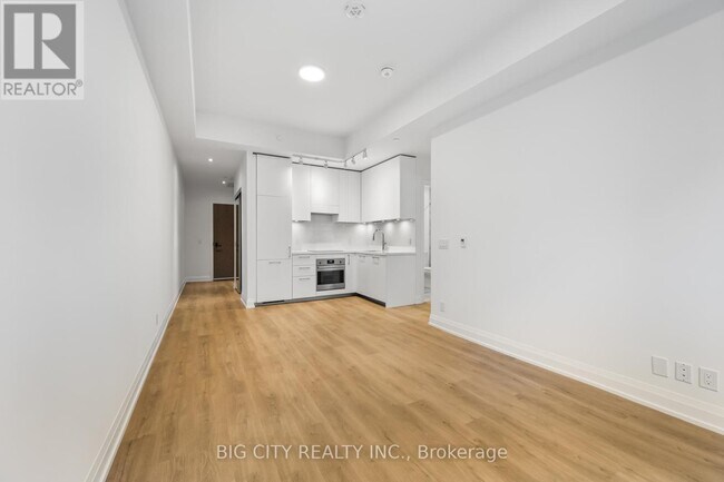 Photo du bâtiment - 36 Brentcliffe Rd